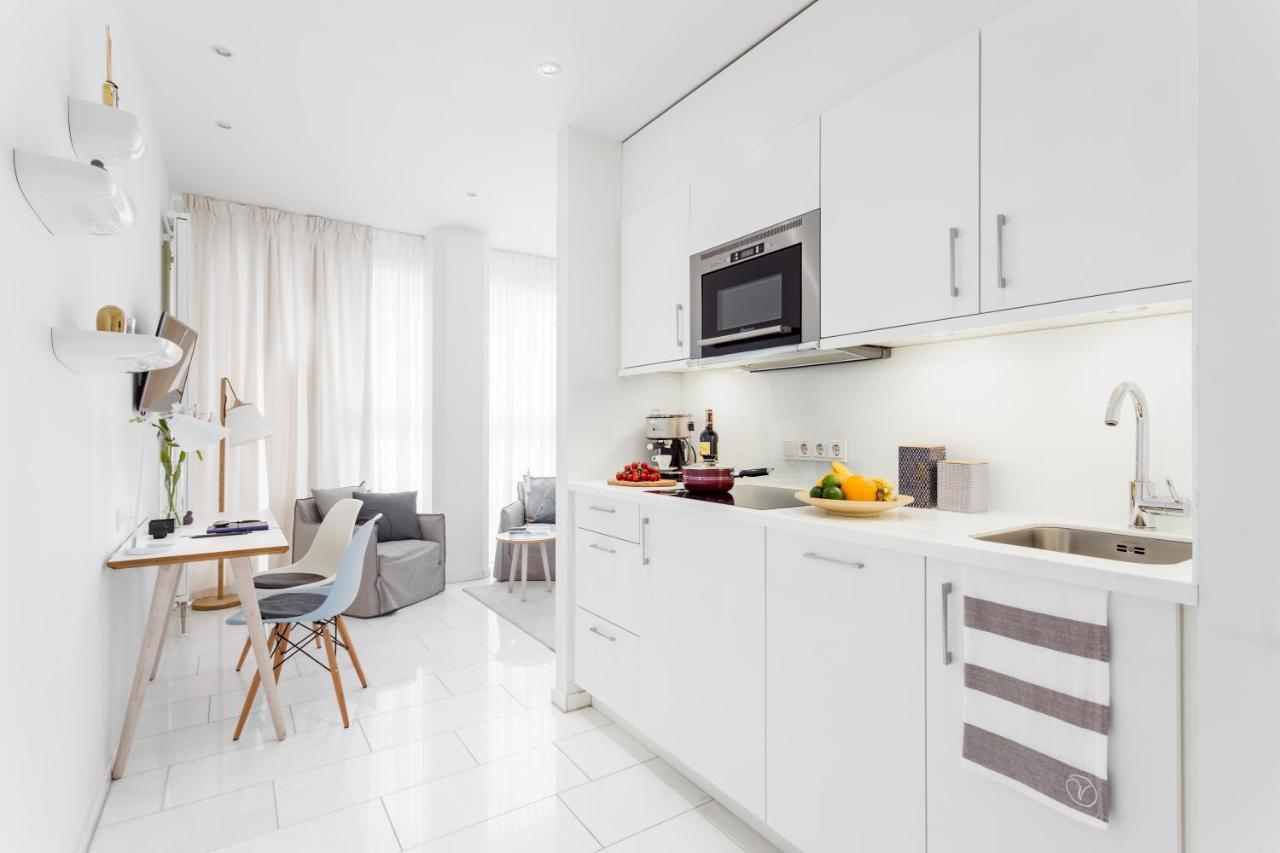 Senior Studio Kitchenette